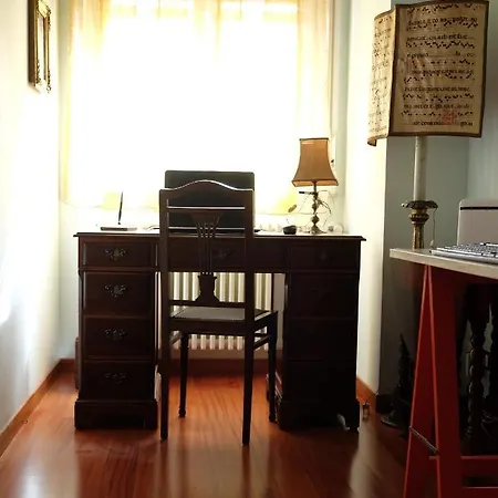 Apartment Old Style - Boutique With Terrace In Center *