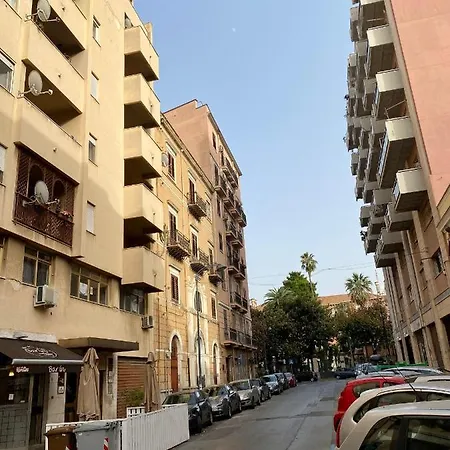 Old Style - Boutique With Terrace In Center Palermo