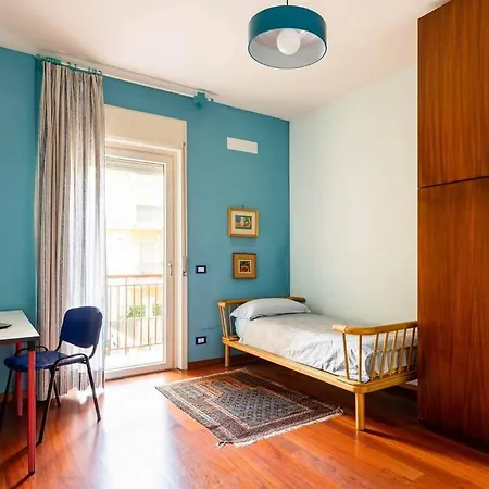 Apartment Old Style - Boutique With Terrace In Center *