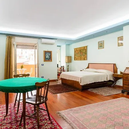Old Style - Boutique With Terrace In Center Apartment